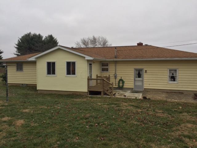 1346 Snoke Road Southwest Lancaster, OH 43130 - Photo 3 of 23