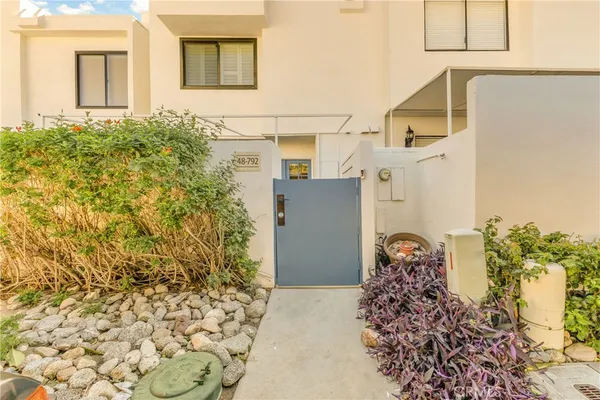 $2,995 | 48792 Desert Flower Drive, Palm Desert, CA 92260