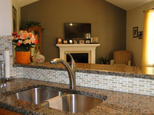 2224 Pheasant Ridge Lapeer, MI 48446 - Photo 15 of 44