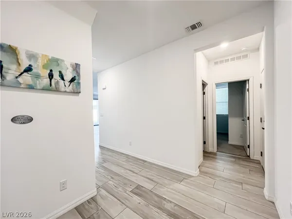 $2,700 | 5724 Avondale Rise Way, Las Vegas, NV 89141