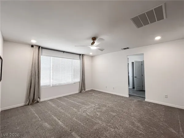 $2,700 | 5724 Avondale Rise Way, Las Vegas, NV 89141