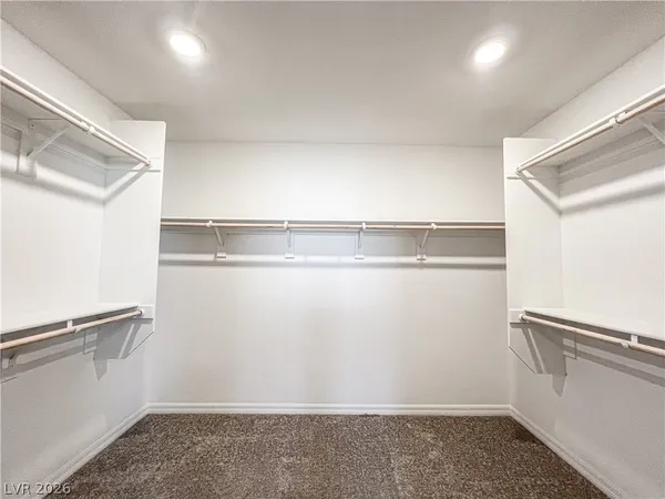 $2,700 | 5724 Avondale Rise Way, Las Vegas, NV 89141