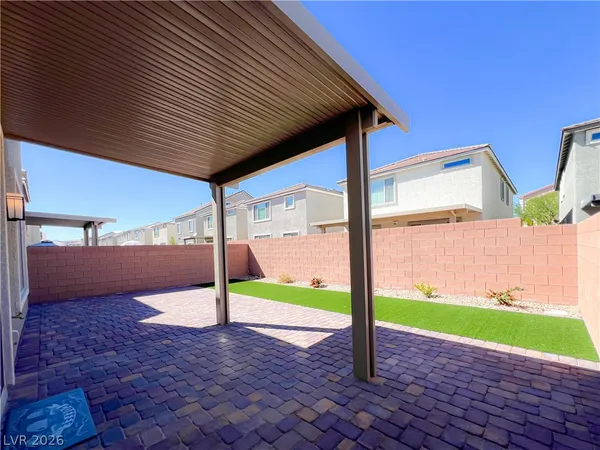 $2,700 | 5724 Avondale Rise Way, Las Vegas, NV 89141