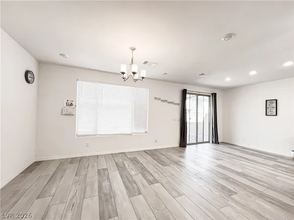 $2,700 | 5724 Avondale Rise Way, Las Vegas, NV 89141