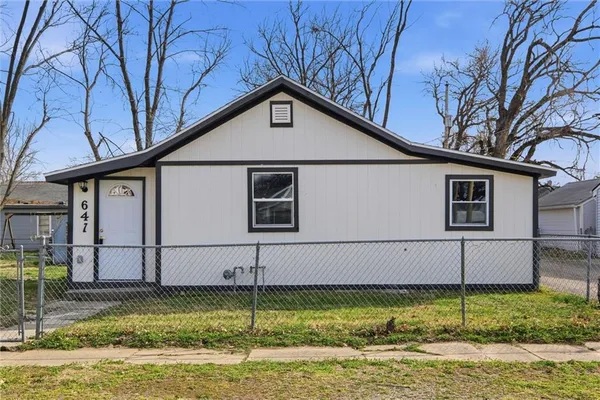 $115,000 | 647 Northeast Grattan Street, Topeka, KS 66616