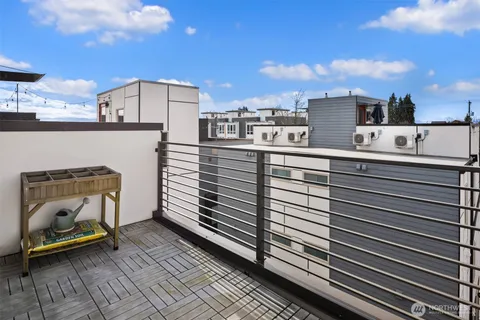 $759,000 | 6716 Mary Avenue Northwest, Unit C, Seattle, WA 98117