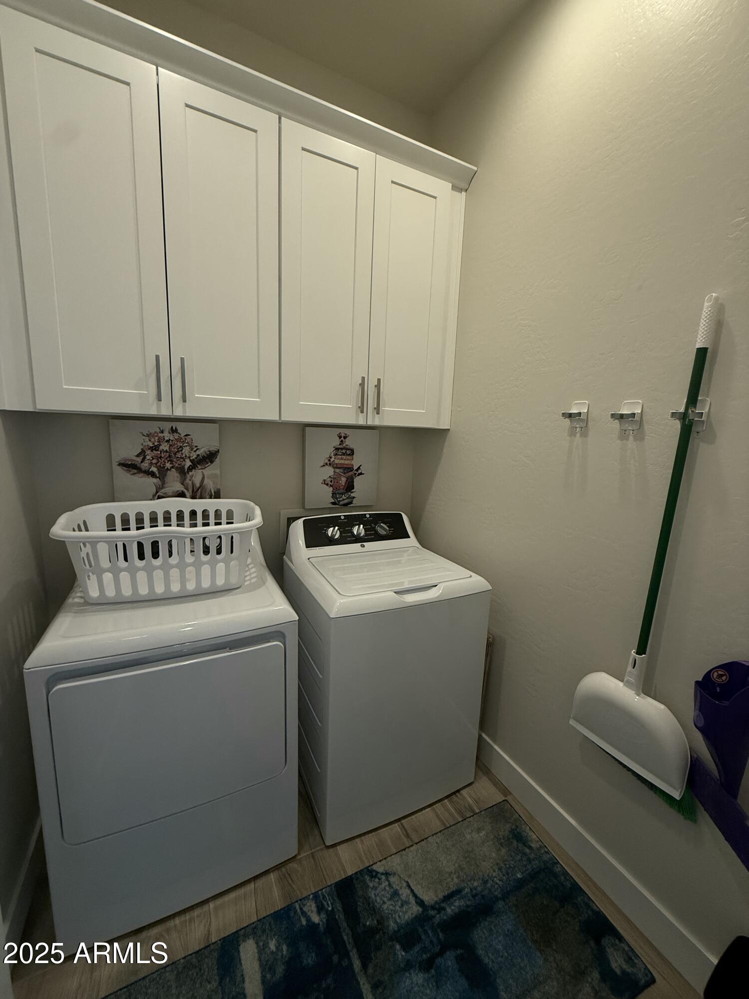 2007 East Rainbow Trail Payson, AZ 85541 - Photo 10 of 27 a utility room with dryer and washer