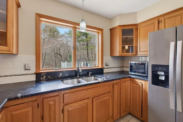 $615,000 | 63 Youngs Lane, Phippsburg, ME 04562