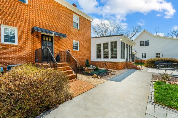 $674,900 | 1765 Winesap Road, Madison Heights, VA 24572