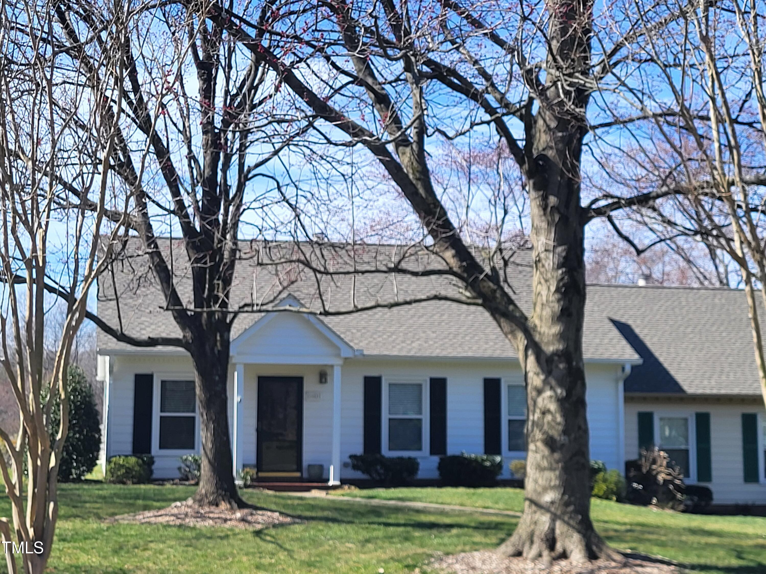 2601 Cottage Circle Raleigh, NC 27613 - Photo 2 of 28 20240220_122629