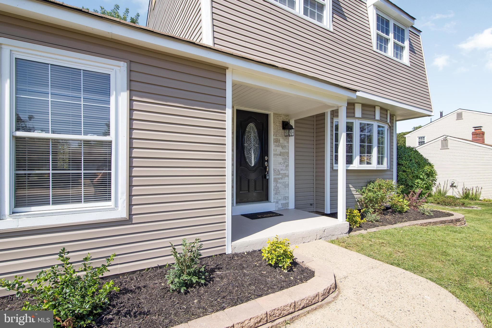 16 Stone River Road Clementon, NJ 08021 - Photo 4 of 46