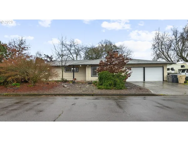 $409,900 | 2617 Southeast Fulton Street, Albany, OR 97322