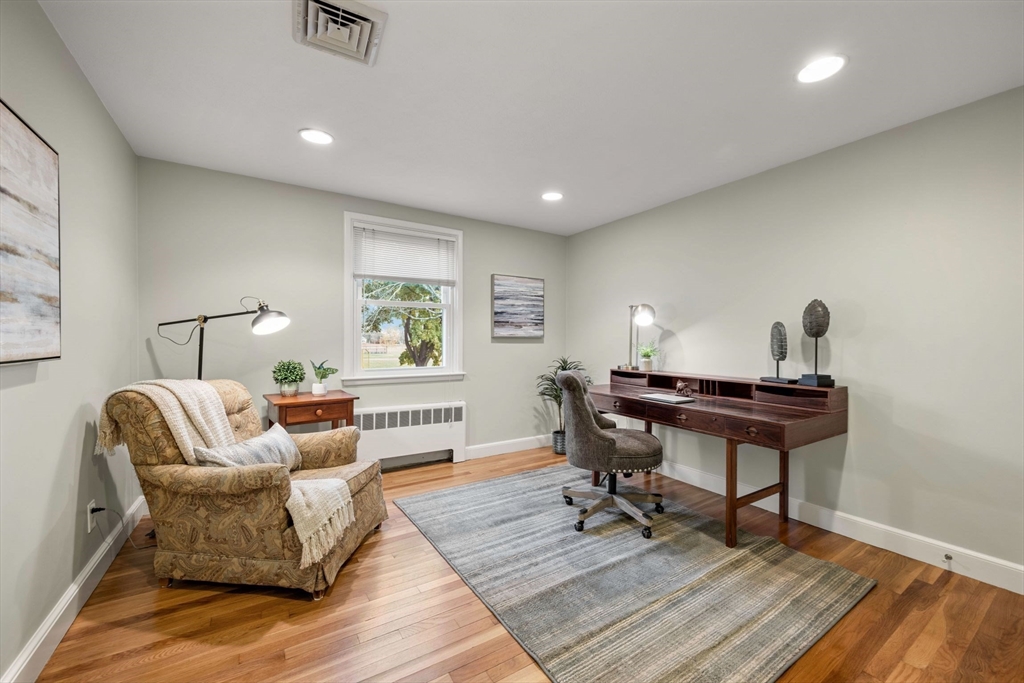 112 Dalton Road Belmont, MA 02478 - Photo 19 of 41 Gallery Image 19