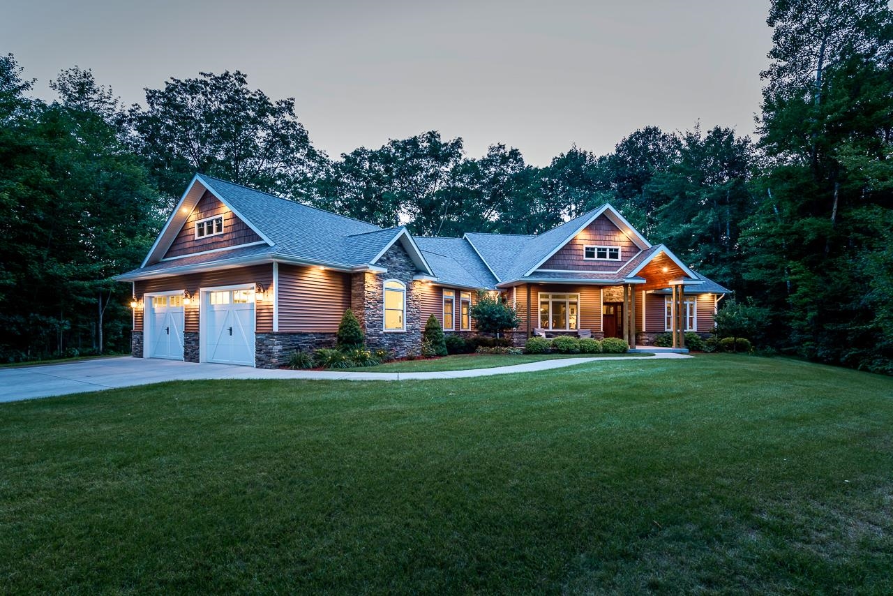 760 South Hidden Ridge Midland, MI 48640 - Photo 1 of 69 Gallery Image 1