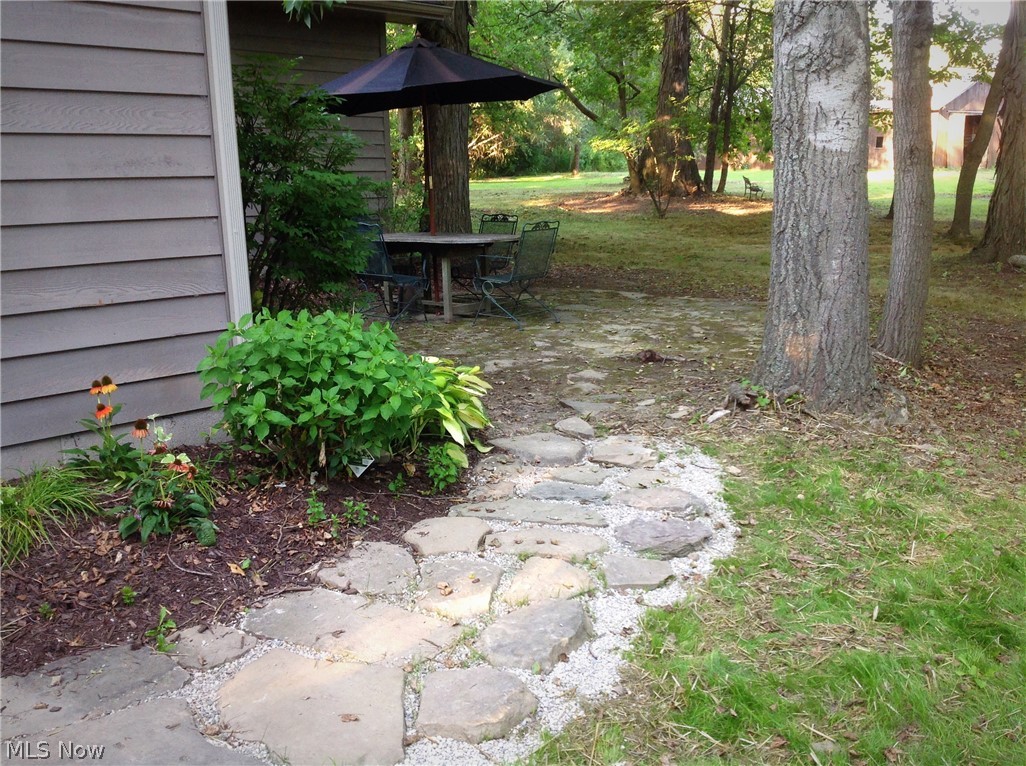 17015 Ravenna Road Chagrin Falls, OH 44023 - Photo 33 of 34 Gallery Image 33