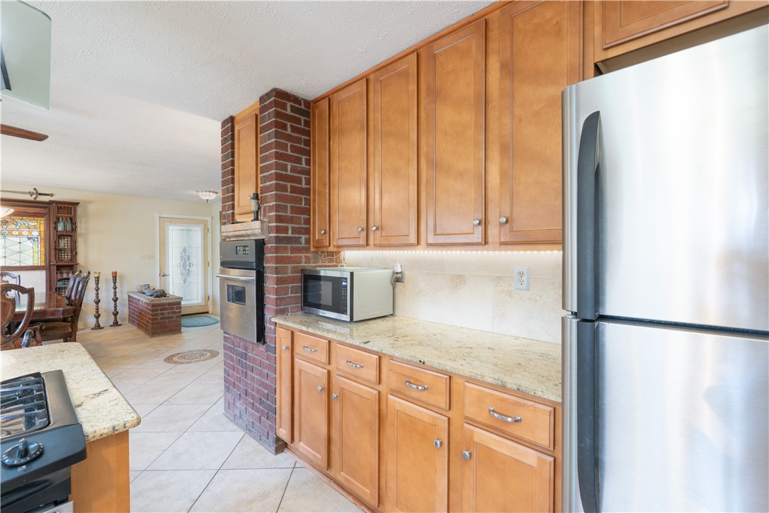 115 Coburg Street Rochester, NY 14612 - Photo 15 of 49