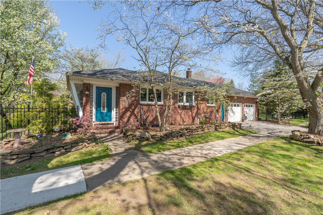 115 Coburg Street Rochester, NY 14612 - Photo 2 of 49