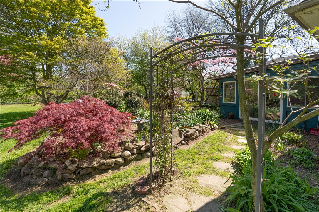 115 Coburg Street Rochester, NY 14612 - Photo 36 of 49