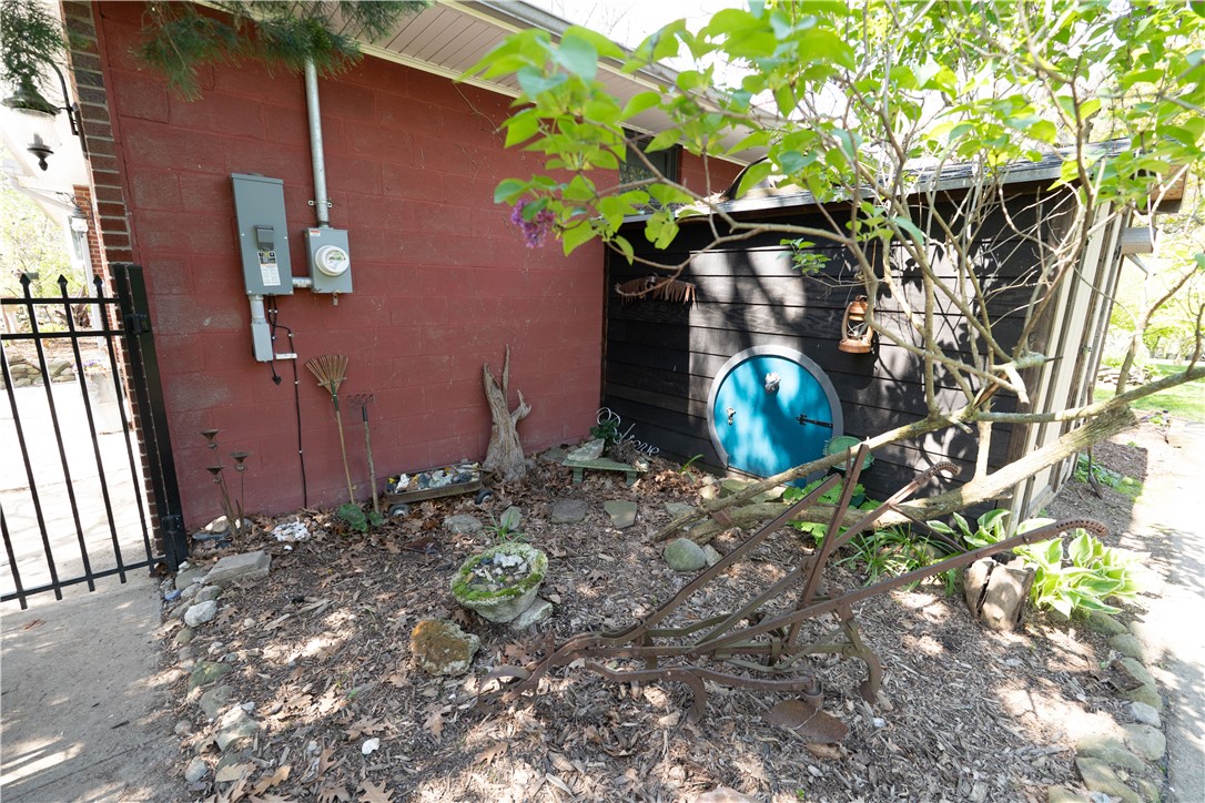 115 Coburg Street Rochester, NY 14612 - Photo 39 of 49