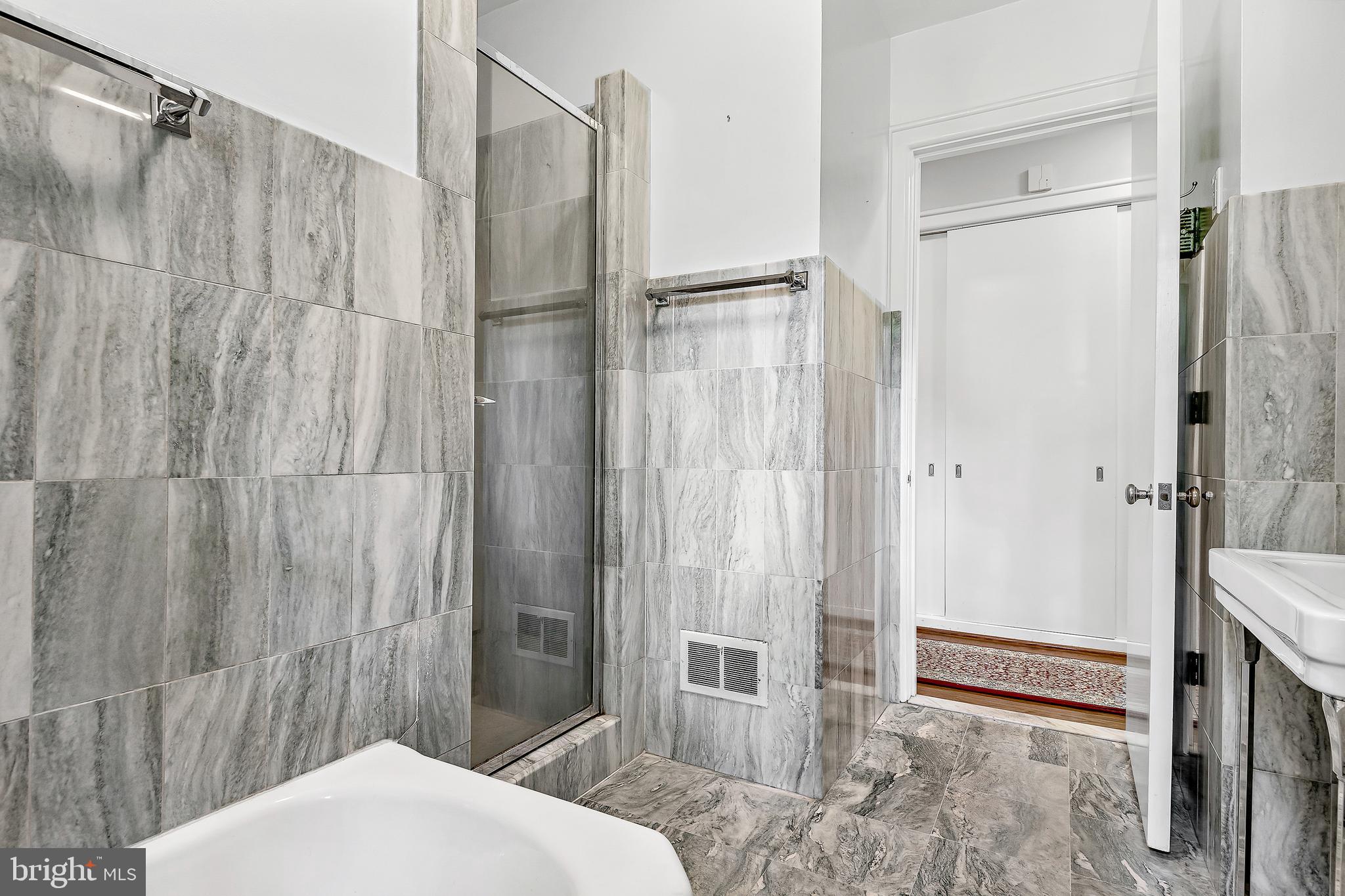466 Rathton Road York, PA 17403 - Photo 15 of 32 Gallery Image 15
