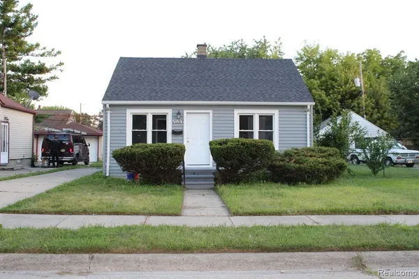 $100,000 | 7028 Yacht Avenue, Warren, MI 48091