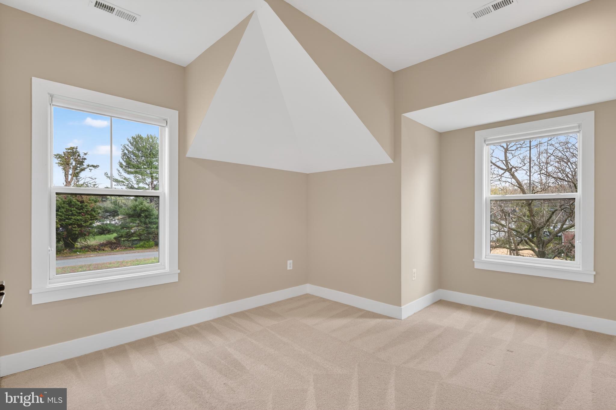1501 Shenandoah Road Alexandria, VA 22308 - Photo 40 of 52