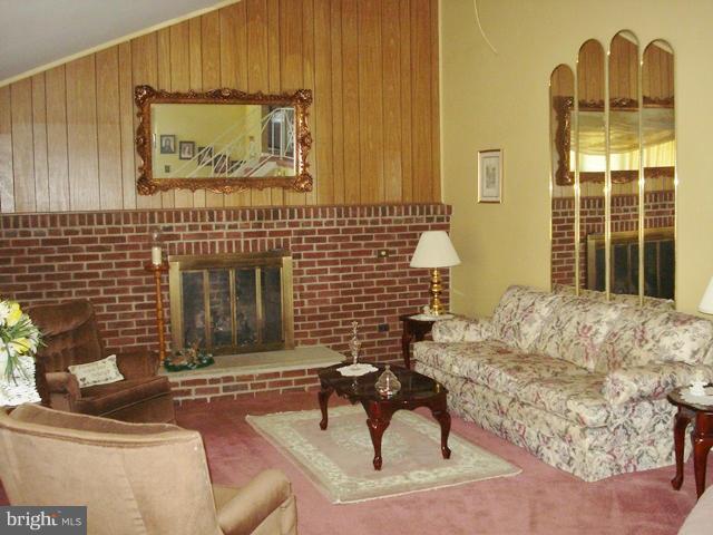 3714 Leverton Street Silver Spring, MD 20906 - Photo 4 of 24 a living room with furniture and a window