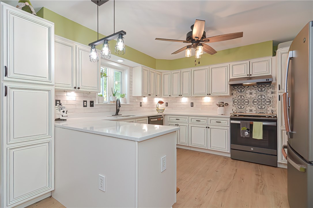 3925 Flat River Road Coventry, RI 02816 - Photo 11 of 48
