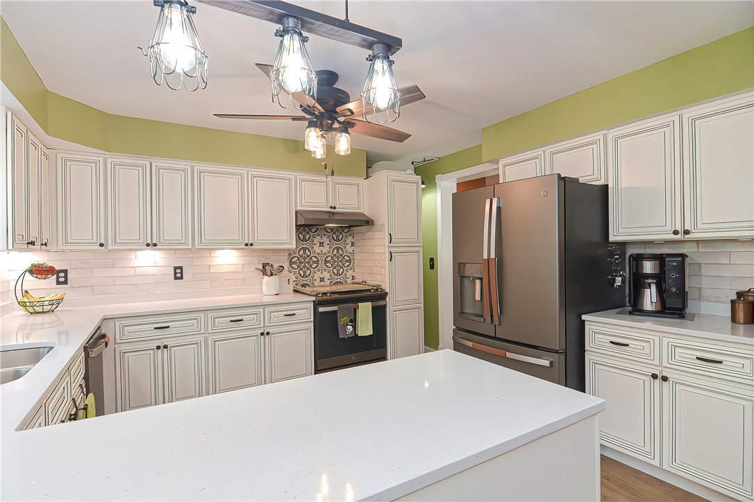 3925 Flat River Road Coventry, RI 02816 - Photo 17 of 48