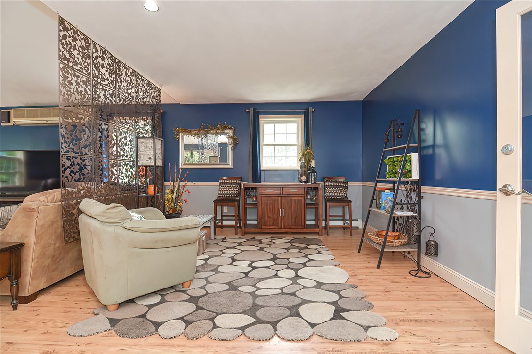 3925 Flat River Road Coventry, RI 02816 - Photo 4 of 48