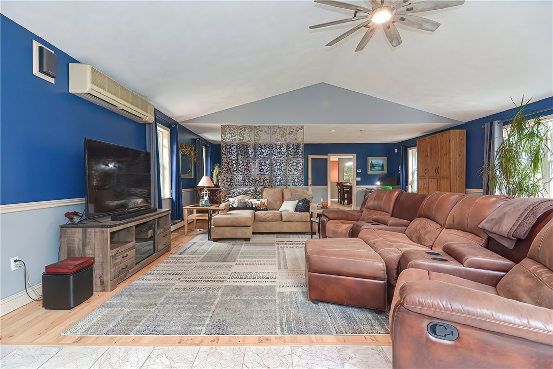 3925 Flat River Road Coventry, RI 02816 - Photo 7 of 48