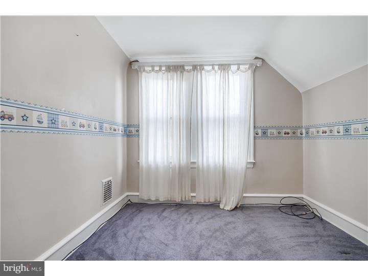 18 Lejune Road Cinnaminson, NJ 08077 - Photo 17 of 25 Bedroom 2