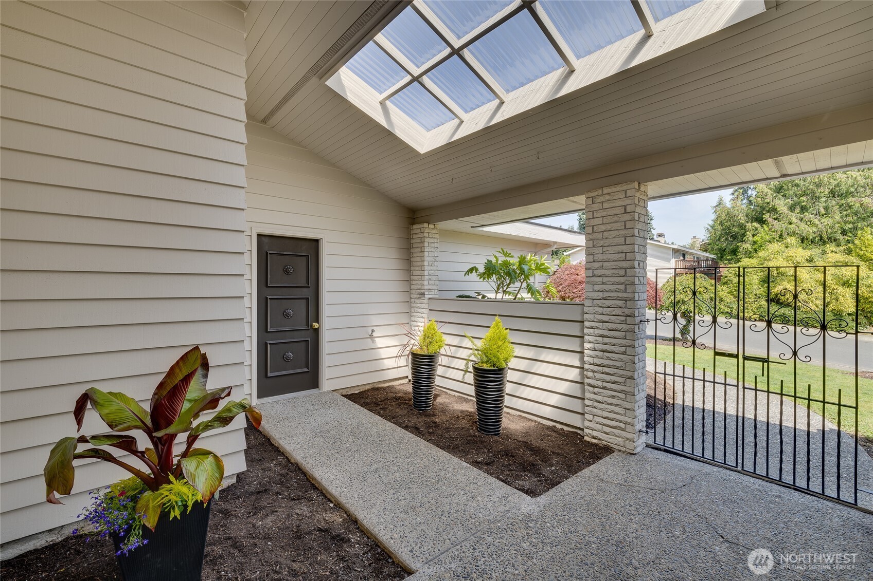 9111 Northeast 192nd Place Bothell, WA 98011 - Photo 4 of 27