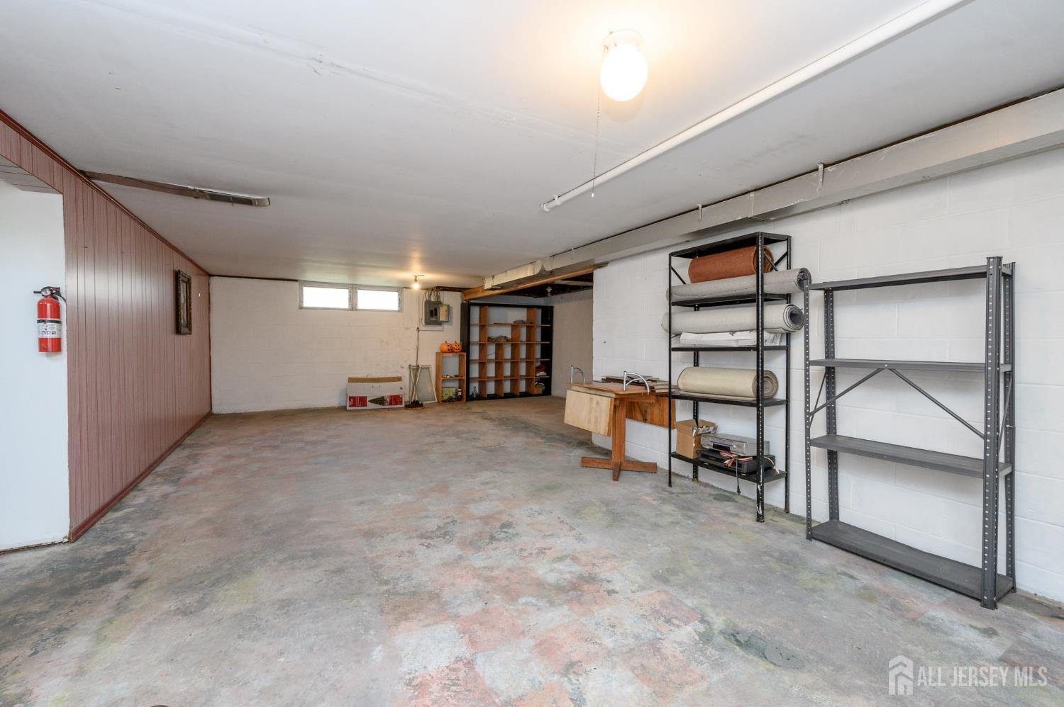 31 Gold Street Edison, NJ 08837 - Photo 30 of 35