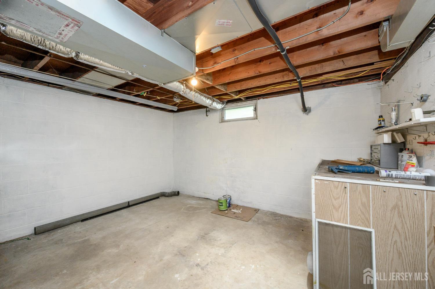 31 Gold Street Edison, NJ 08837 - Photo 31 of 35