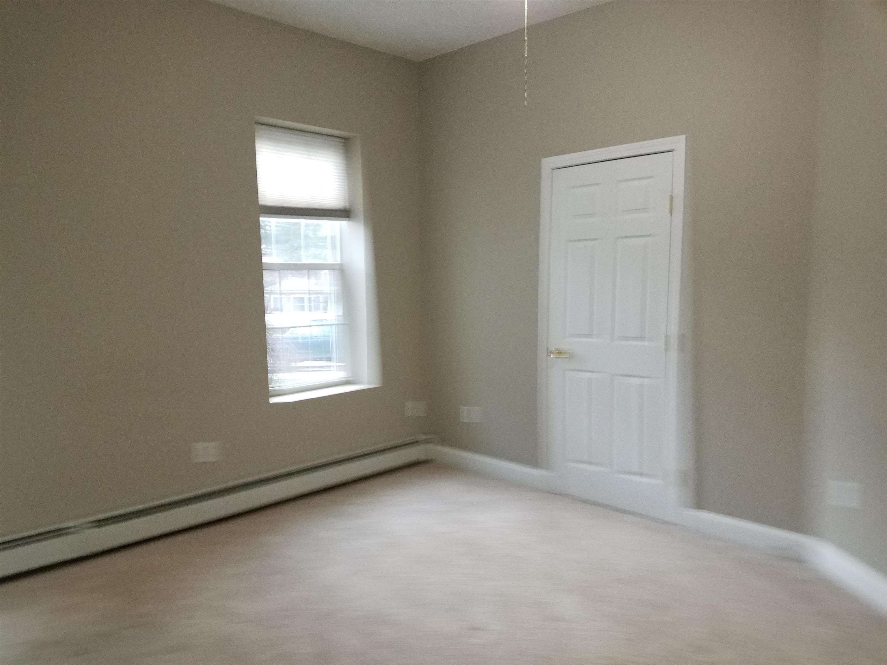 585 Beech Street, Unit FIRST Manchester, NH 03104 - Photo 12 of 15
