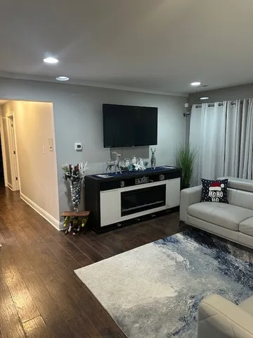 $189,900 | 3341 West 184th Street, Unit 1B, Homewood, IL 60430