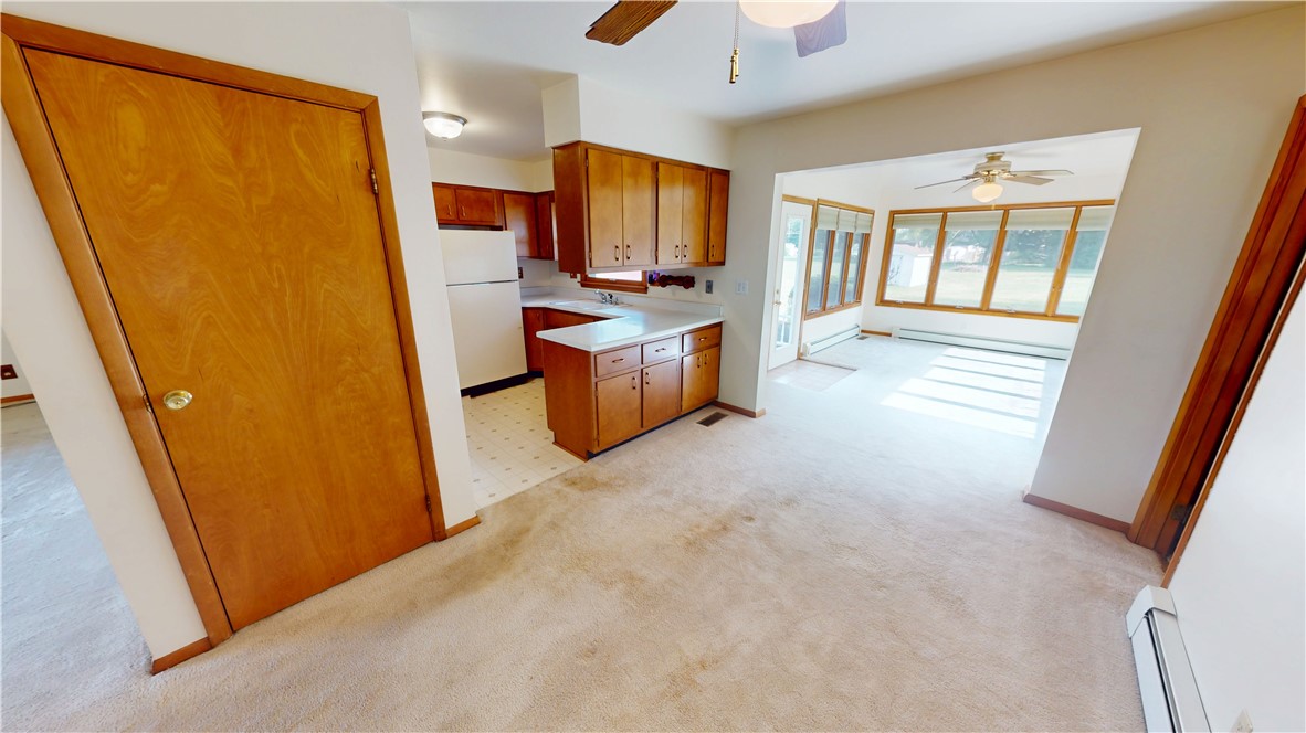 2208 Batestown Road Danville, IL 61832 - Photo 17 of 40 Gallery Image 17