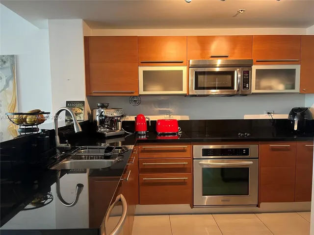 $430,000 | 253 Northeast 2nd Street, Unit 3104, Miami, FL 33132
