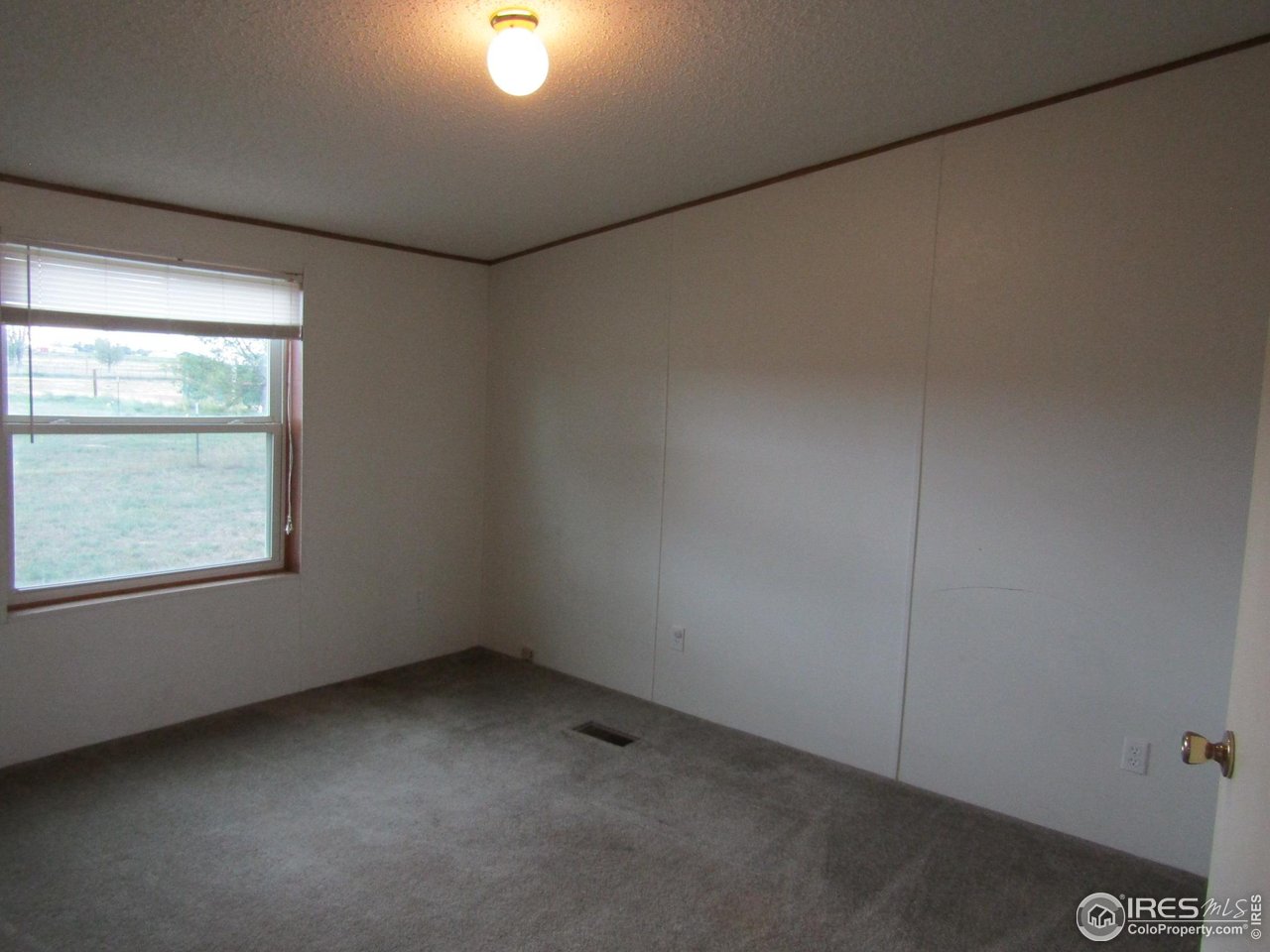 18500 Centennial Road Fort Morgan, CO 80701 - Photo 23 of 37 Nice office with double entrance doors
