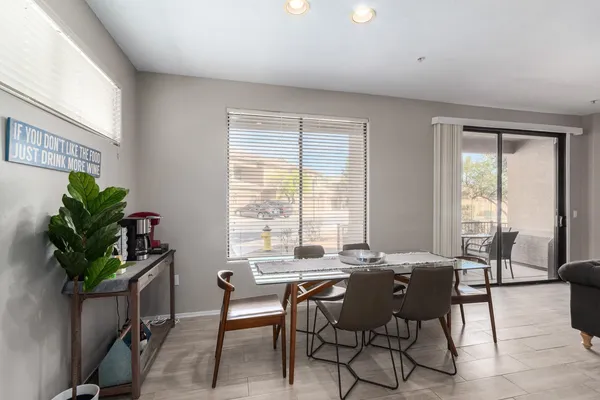 $2,900 | 705 West Queen Creek Road, Unit 1121, Chandler, AZ 85248