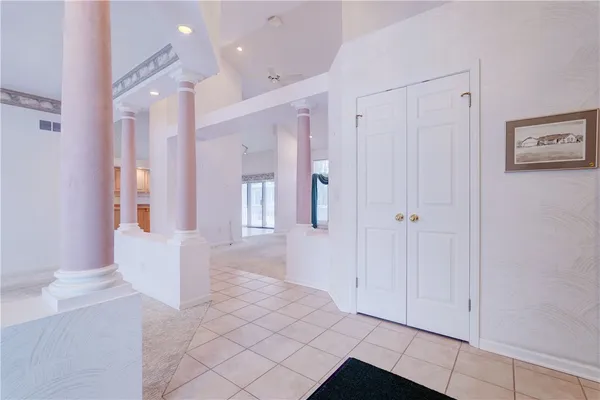 $449,900 | 2 Dartmouth Court, Pittsford, NY 14534
