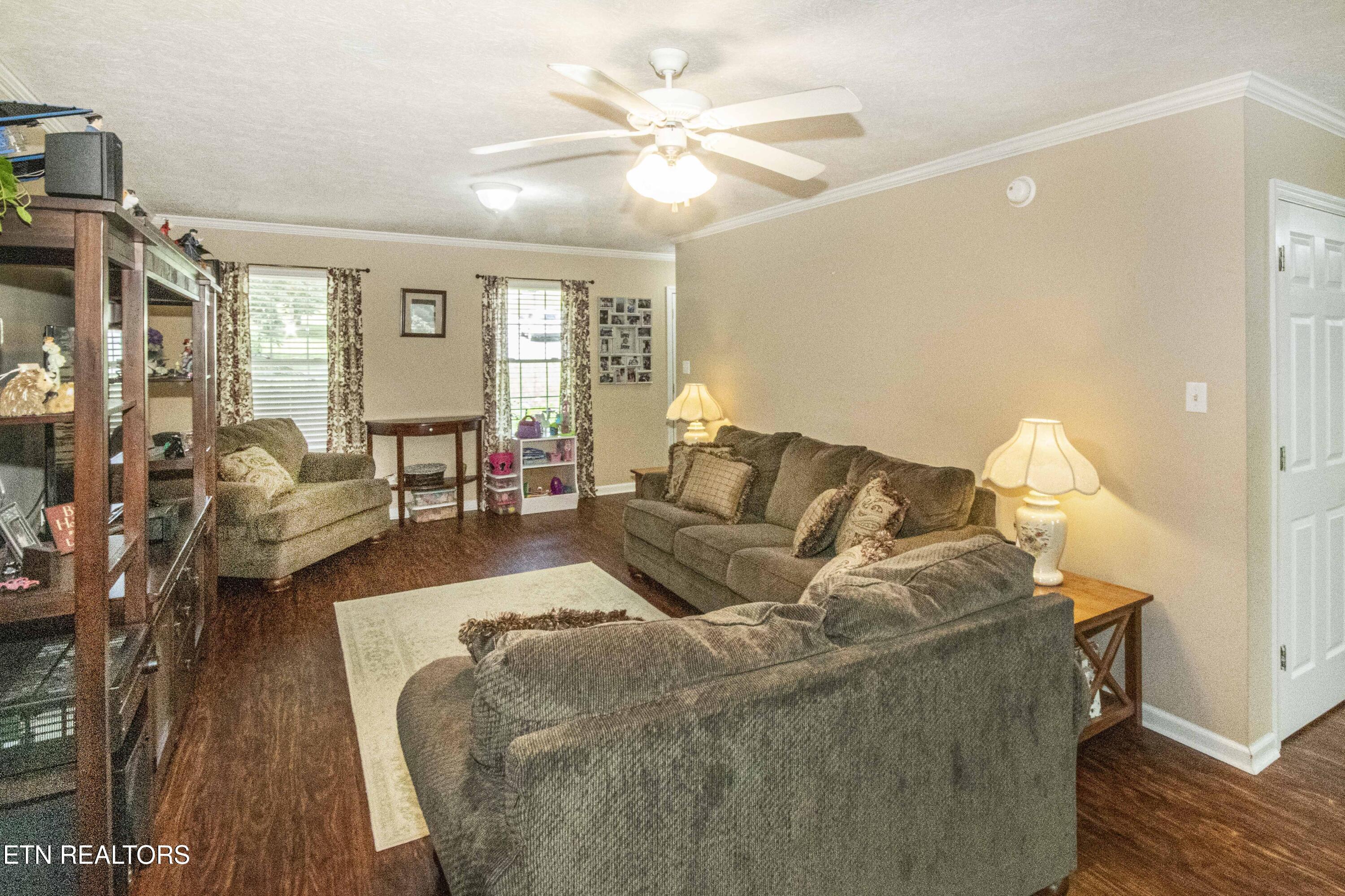 198 Nicely Trail Powell, TN 37849 - Photo 7 of 37 V19A1564