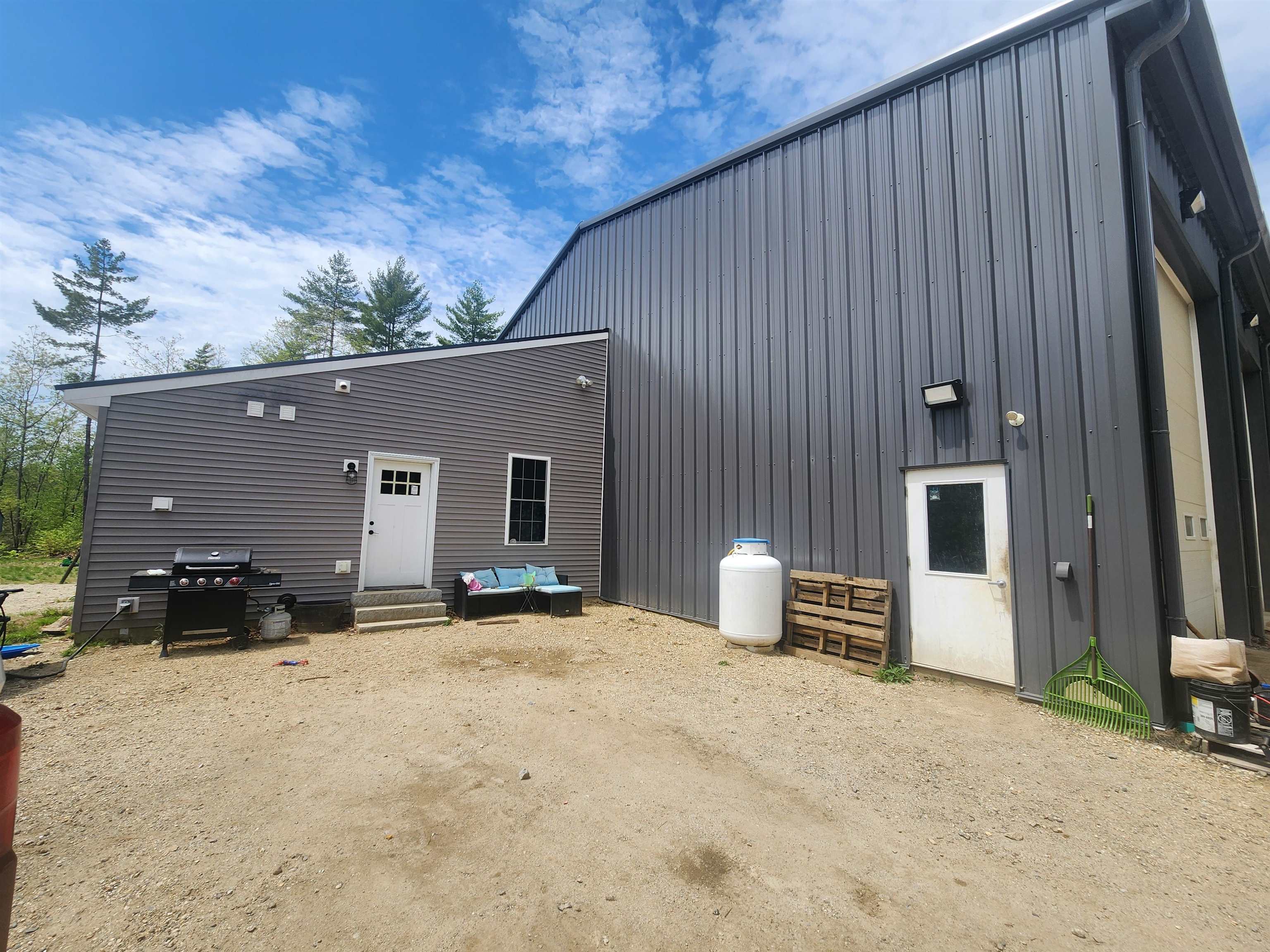 237 North Bennington Road Bennington, NH 03442 - Photo 3 of 35