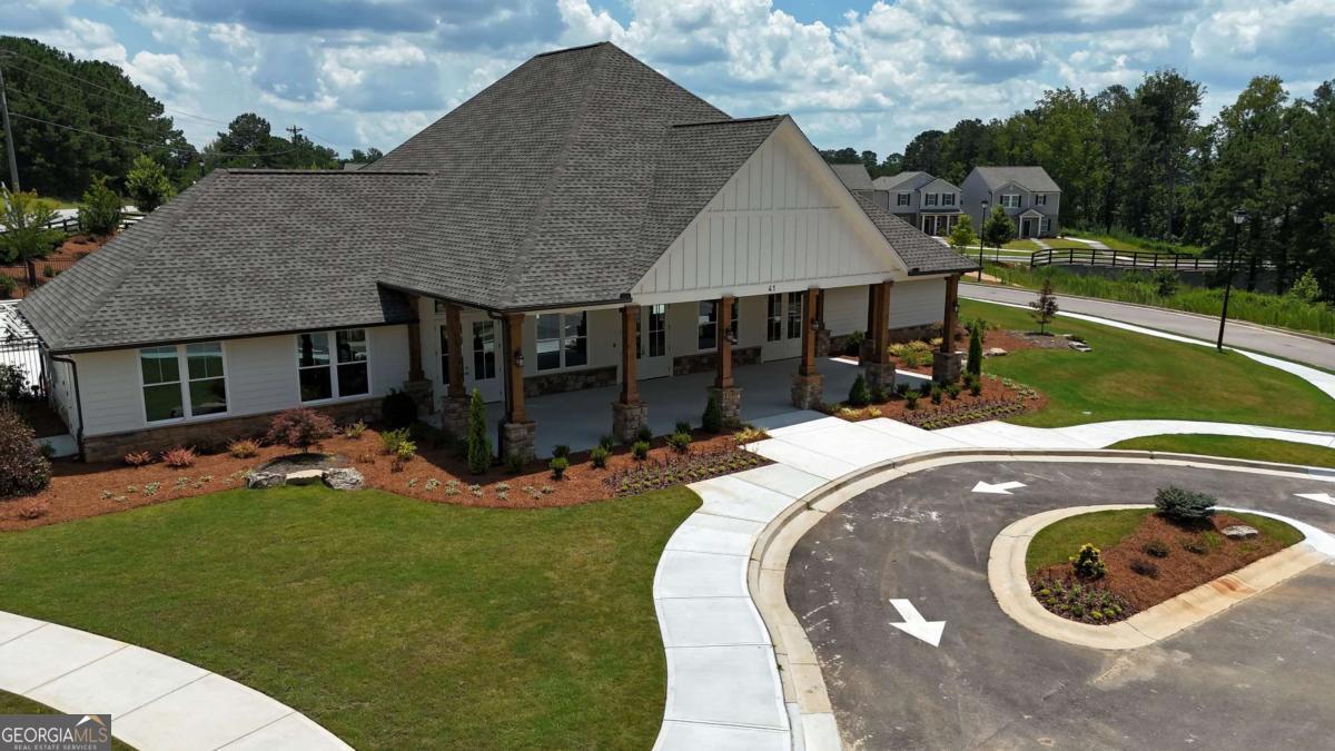 190 Otway Loop Winder, GA 30680 - Photo 12 of 17 a view of a house with swimming pool and yard