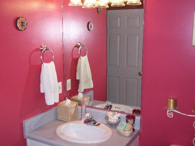 511 State Rd S-37-561 Seneca, SC 29678 - Photo 8 of 9 Gallery Image 8