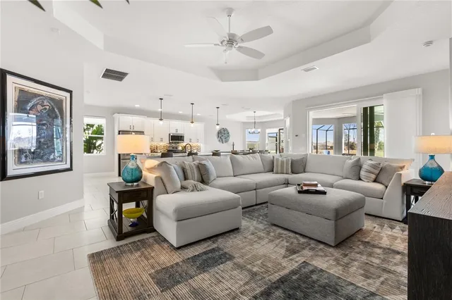 $1,100,000 | 6605 Newell Loop, The Villages, FL 34762