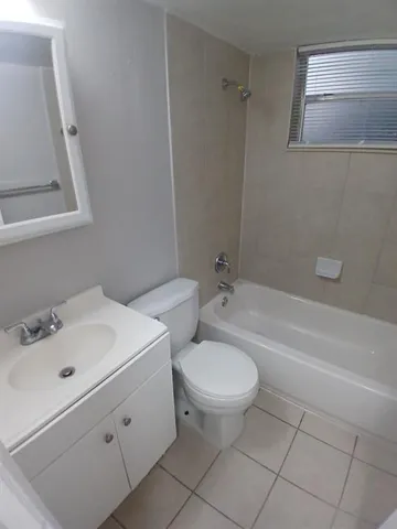 $1,850 | Undisclosed Address, Dania Beach, FL 33004