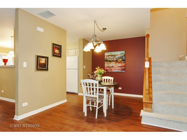 2883 Sorrel Row Lake In The Hills, IL 60156 - Photo 4 of 15