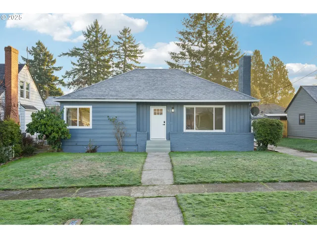 $724,999 | 5818 Northeast 35th Place, Portland, OR 97211